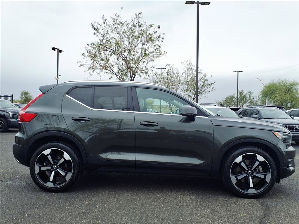 2019 Volvo XC40 Inscription